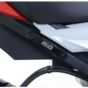 R&G アールアンドジー R&G RG-BLP0002BKSINGLE リアフットレストプレート ブラック BMW S1000RR 10-18/S1000R 14-