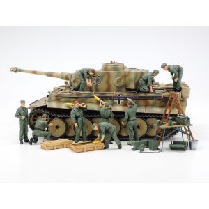 タミヤ TAMIYA タミヤ 32547 1/48 WWII ドイツ戦車兵野戦整備セット