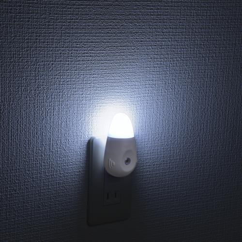  オーム電機 OHM オーム電機 LEDナイトライト 充電式 明暗センサー ホワイト 白色LED NIT-APHB4-W 07-8865